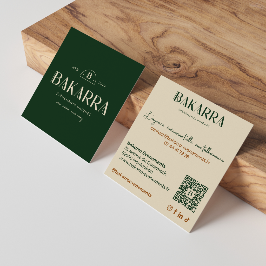 Création graphique de cartes de visite pour Bakarra by Aurava